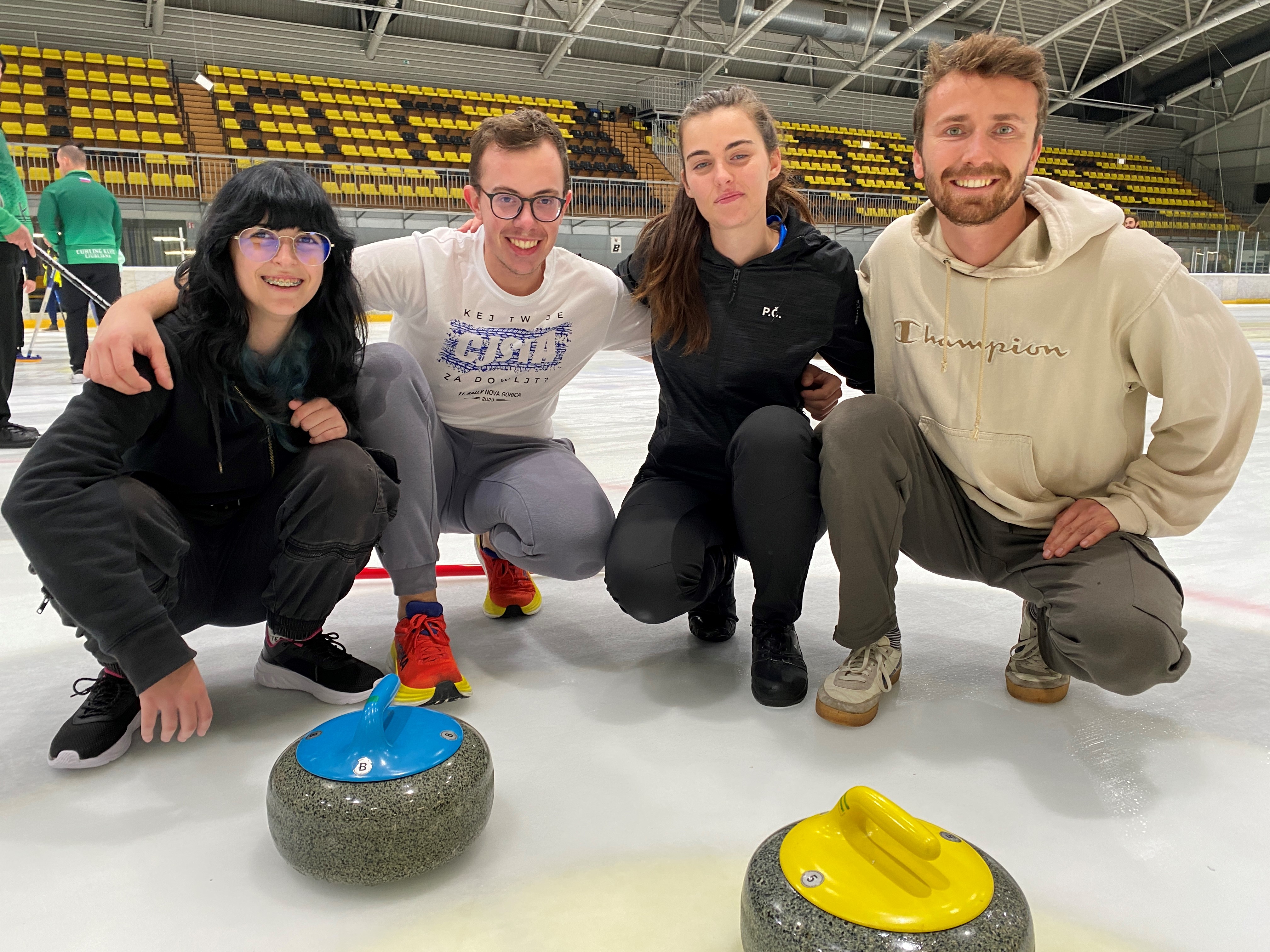 fgg_curling_Curling ekipa FGG_Kristina_Aljaž_Patricija_Dejan Curling ekipa FGG: Kristina, Aljaz,Patricija in Dejan