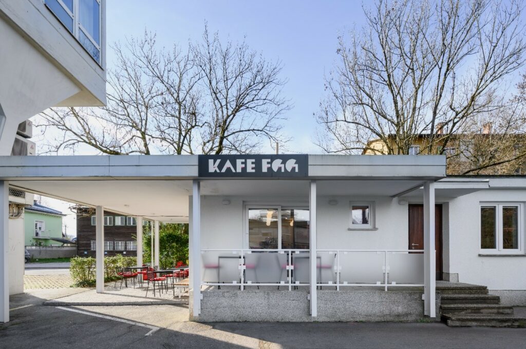 Fakultetna kavarna KAFE FGG (Foto: Miran Kambič)