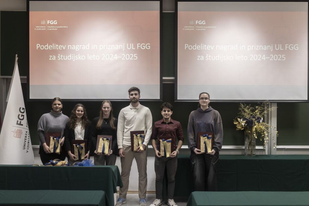 Prejemniki priznanj najboljšim študentkam in študentom prve stopnje v študijskem letu 2023/2024 (Foto: Željko Stevanić)