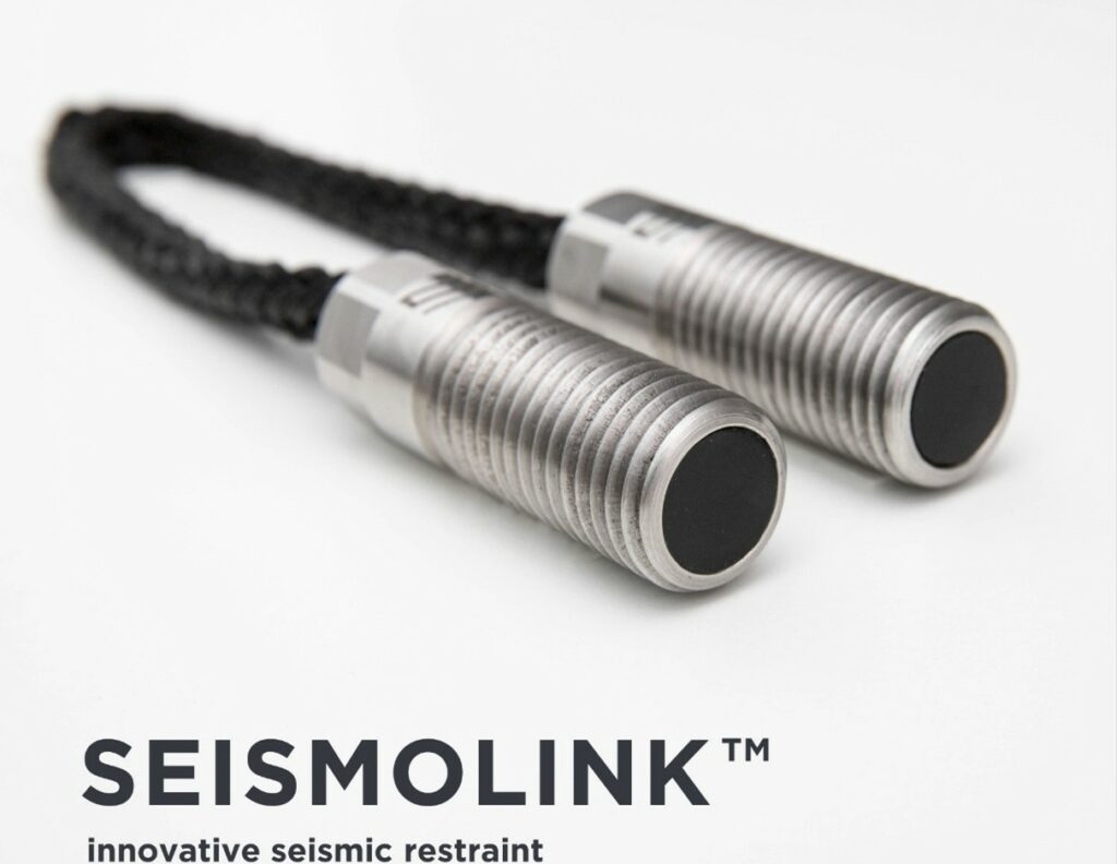 Sintetični potresni pridrževalec SEISMOLINK (Foto: Ana Lasič)