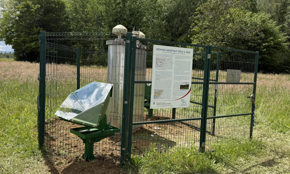 UL FGG sodelovala pri nadgradnji državne geodetske mreže 0. reda s kotnimi sipalci